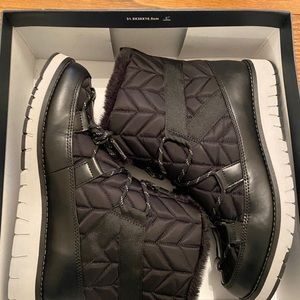 Tommy Hilfiger boots